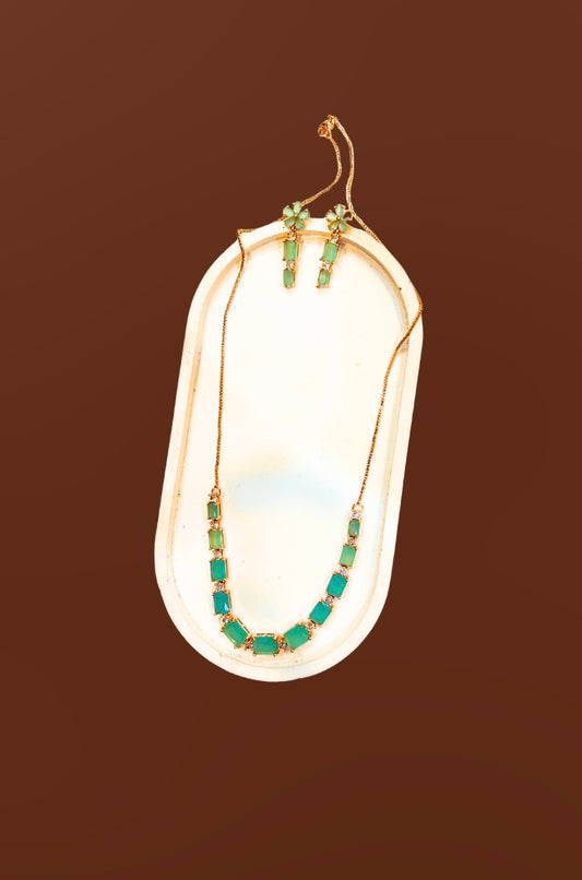 Mystic Green Radiance Necklace & Earrings Set